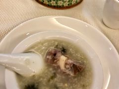 -万山楼海鲜酒家·二十三年老字号