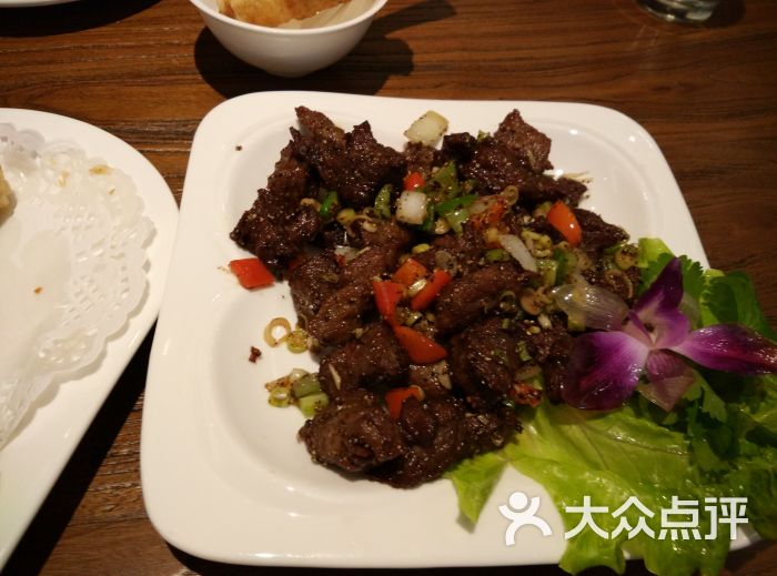 黑椒香茅牛肉粒
