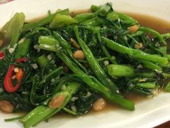 -Dang restaurant (patong phuket)