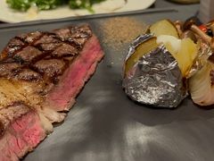 -恰餐厅及酒吧 CHAR Bar & Grill (北京丽都皇冠假日店)