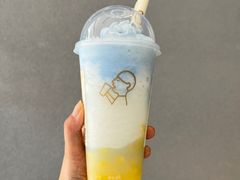 -喜茶(迪士尼小镇·平行宇宙店)