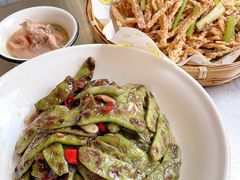 -董厨煨汤馆(车站路店)