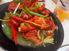 -老鄞江清水龙虾•赵赵家(江北店)