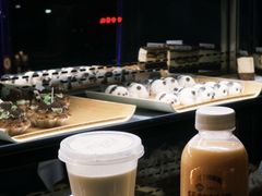 -云顶旋转自助景观餐厅