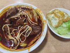 -易毛特色牛肉面(解放碑步行街店)