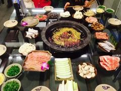 -岗上渣渣老火锅(两路口店)