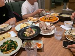 -贯贯吉·清真餐厅(浙江中路店)