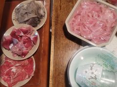 -九尺赵老四鲜鹅肠火锅