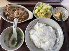 卤肉饭-台北风味(第一家快餐)