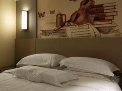 -维也纳国际酒店·西安大雁塔大唐不夜城店