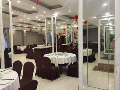 -鑫皇朝酒店(建设一路店)