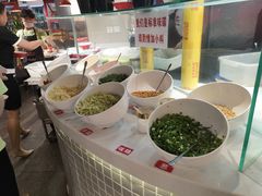 自助调料区-蜀滋香鲜鱼美蛙火锅(339店)