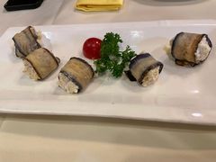 奶酪茄子卷-老井俄式餐厅