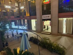 -SWANK SALON