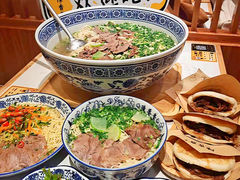 -陳香貴·兰州牛肉面(东方宝泰店)