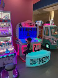 -多米空间儿童游乐中心(路劲世界广场店)