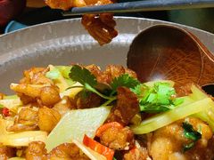 嫩子姜烧牛蛙-吃饭皇帝大(合生汇店)