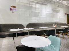 大堂-奈雪的茶(市百一店)