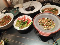 -鸽子侯·家宴·平价海鲜(绿地店)
