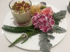 -MEET缘燕窝甜品&Tang's cake(华润万象城店)