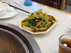 -鲁员外地锅鸡地锅鱼(古墩路店)