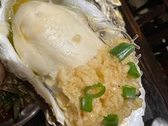 蒜茸烤生蚝（大）-蚝美人·生蚝海鲜烧烤(茶花园店)