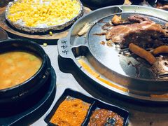 -哈哈碳都·牛肋条无限自助烤肉(台江万达店)