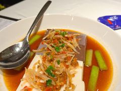 发酵剁椒银鱼仔蒸自制山泉豆腐-炳胜品味(深圳万象城店（罗湖）)
