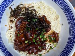 -沪西老弄堂面馆(定西路店)