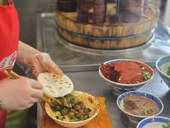 -曾笼笼牛肉饼