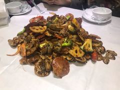 -小柒家第一锹东北菜(城关店)