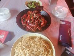 -巴厘龙虾·榜首油焖大虾(洞庭·艺术洋房店)