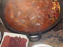 -旧街市鲜货老火锅(大光路店)