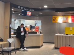 -麦当劳(轻轨曹杨路店)