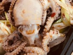 -臻鲜燕海鲜融合餐厅(金陵style店)