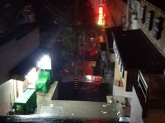-全季酒店(重庆李子坝牛角沱地铁站店)