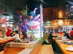 -潮火锅·麻辣牛肉火锅(观音桥方圆·LIVE店)