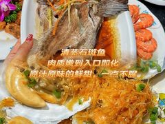 -小海豚•老字号海鲜餐厅(天涯店)