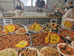 自助取餐区-王三姑牛肉饼