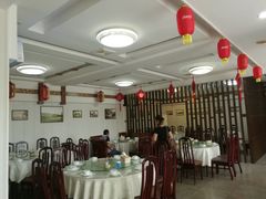 大堂-鑫悦楼煎蟹·16年海鲜大排档