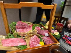 -山川小町·极番烧肉(新地假日广场店)