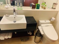 -上海浦东假日酒店