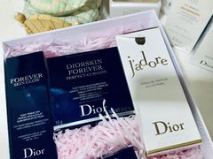 -Dior迪奥(上海世茂广场店)