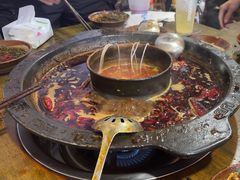 -黄潇洒老火锅(九眼桥宏济巷店)