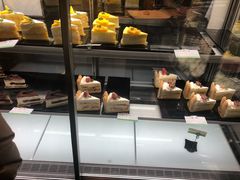 面包甜点陈列柜-东哥面包(江宁大润发店)