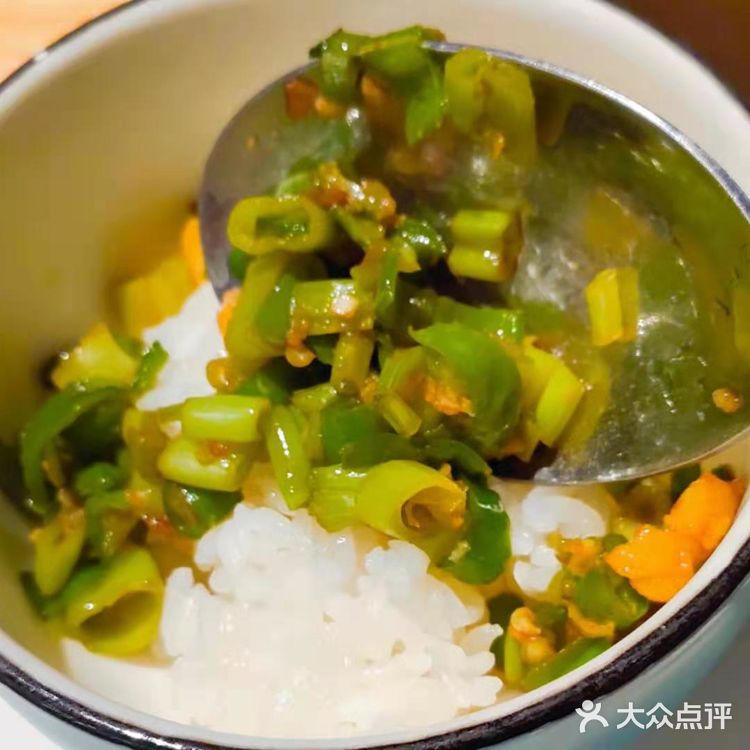 吃小龙虾又多了个好去处[调皮]