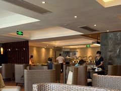 -深圳罗湖东门步行街亚朵X酒店