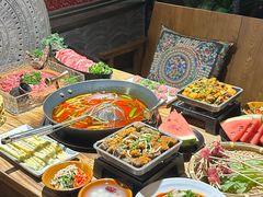 -贵厨酸汤牛肉(花果园国际中心店)