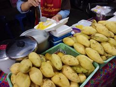 -芒果糯米饭摊子