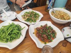 -亿香院土菜馆(东岳街店)